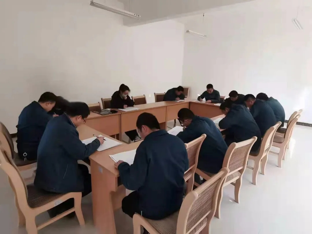 市產(chǎn)投集團組織開展第四季度員工綜合素質測試(圖3)